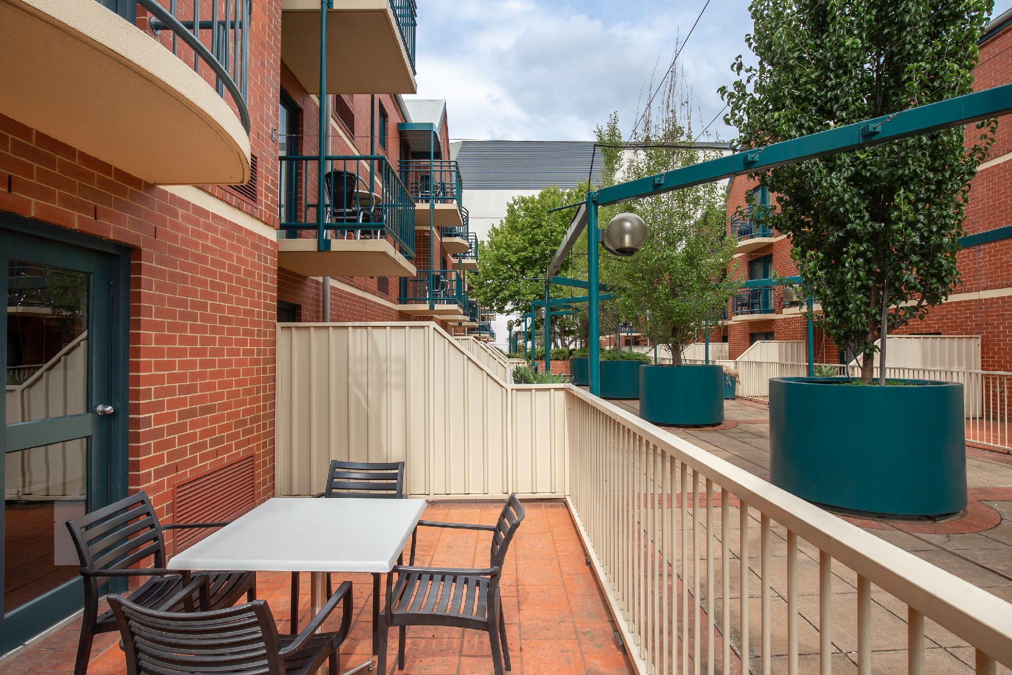 Breakfree Adelaide Aparthotel Ngoại thất bức ảnh